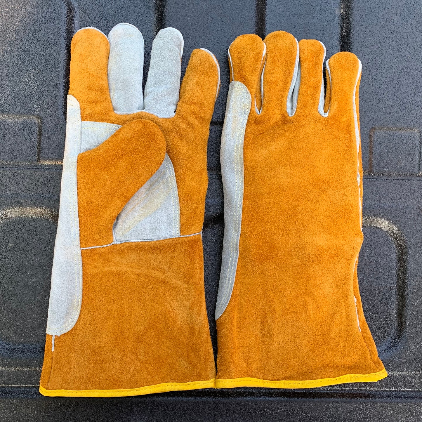 Thickened anti-bite gloves
